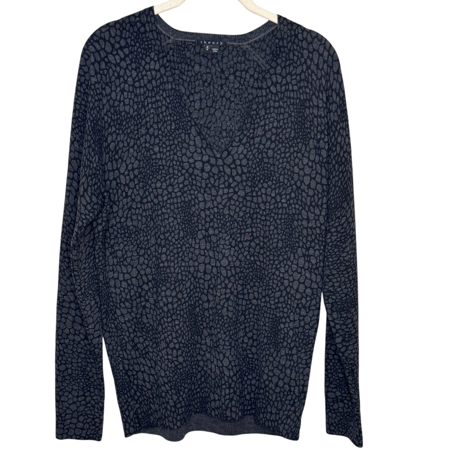 Theory Sweater Size Medium Adrianna V Neck Gray Black Print Wool Blend