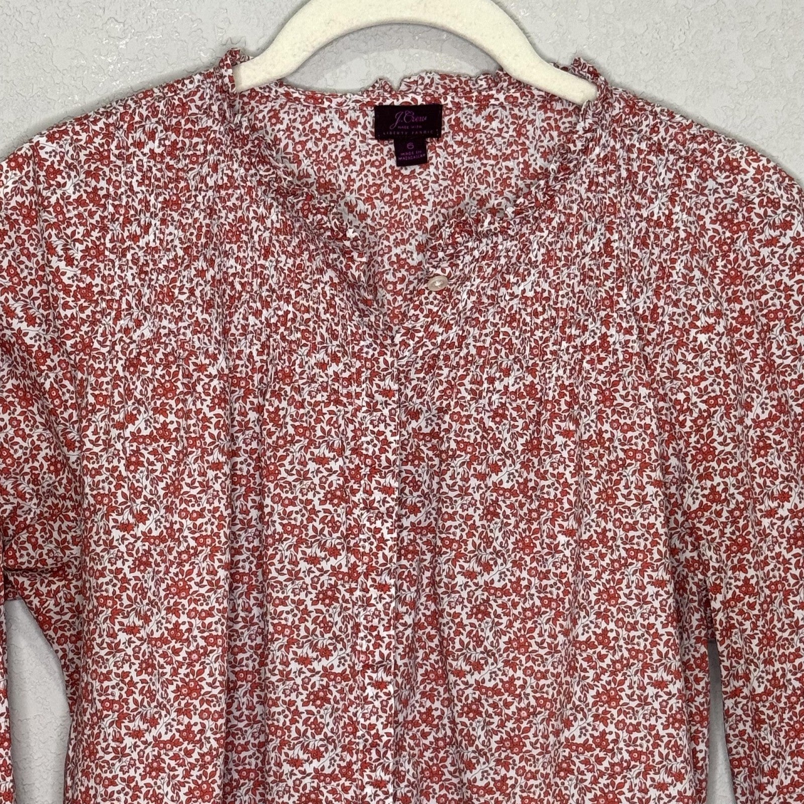 J.Crew Shirt Womens 6 Red Liberty Fabric Floral Long Sleeve Popover Ruffle Neck