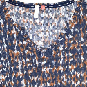 Anthropologie Pilcro Split Neck Notched V Neck Thermal Top Size Small