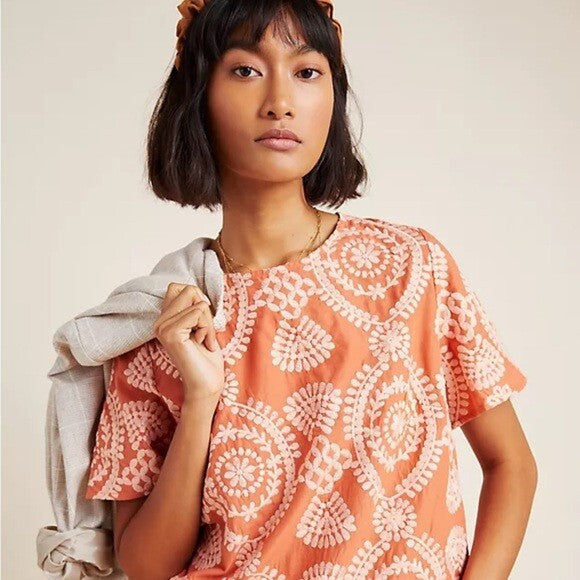 Anthropologie eri + ali Embroidered Short Sleeve Top Size Medium