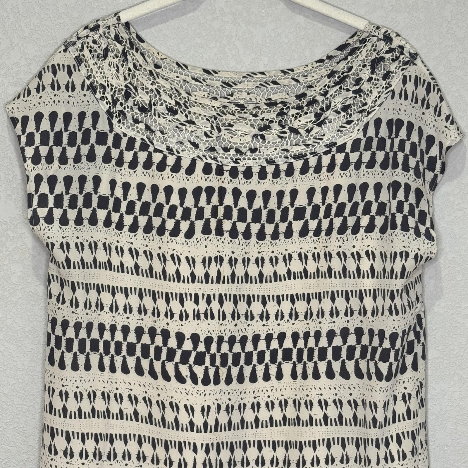 Club Monaco Dress Small Black White Silk Crochet Neckline Patterned Y2K