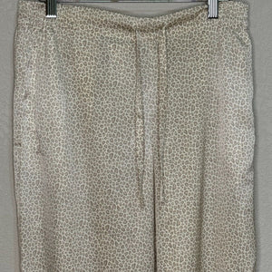 Barefoot Dreams Washed Satin Animal Print PJ Pajama Set Size Small New / Defect