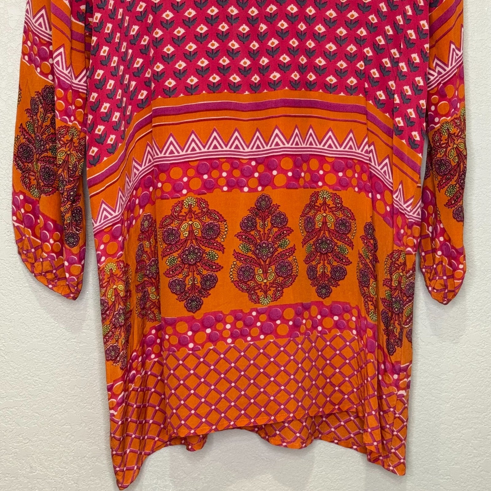 Tolani Silk Printed Dress Tunic Top Size Medium Pink Orange Boho V Neck