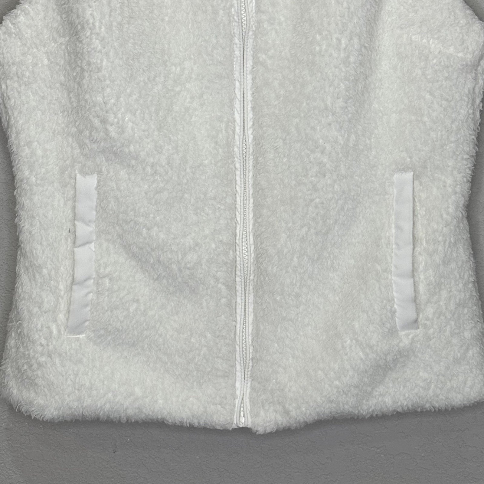 Patagonia Vest Womens Medium White Full Zip Fleece Sherpa Retro Pile 25216FA21