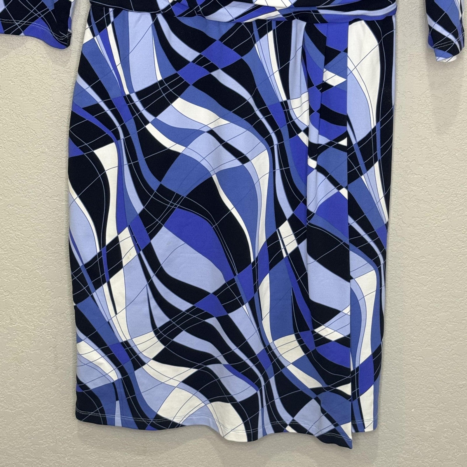 J McLaughlin Dress Womens Small Blue Black White Wrap 3/4 Sleeve Geometric Print