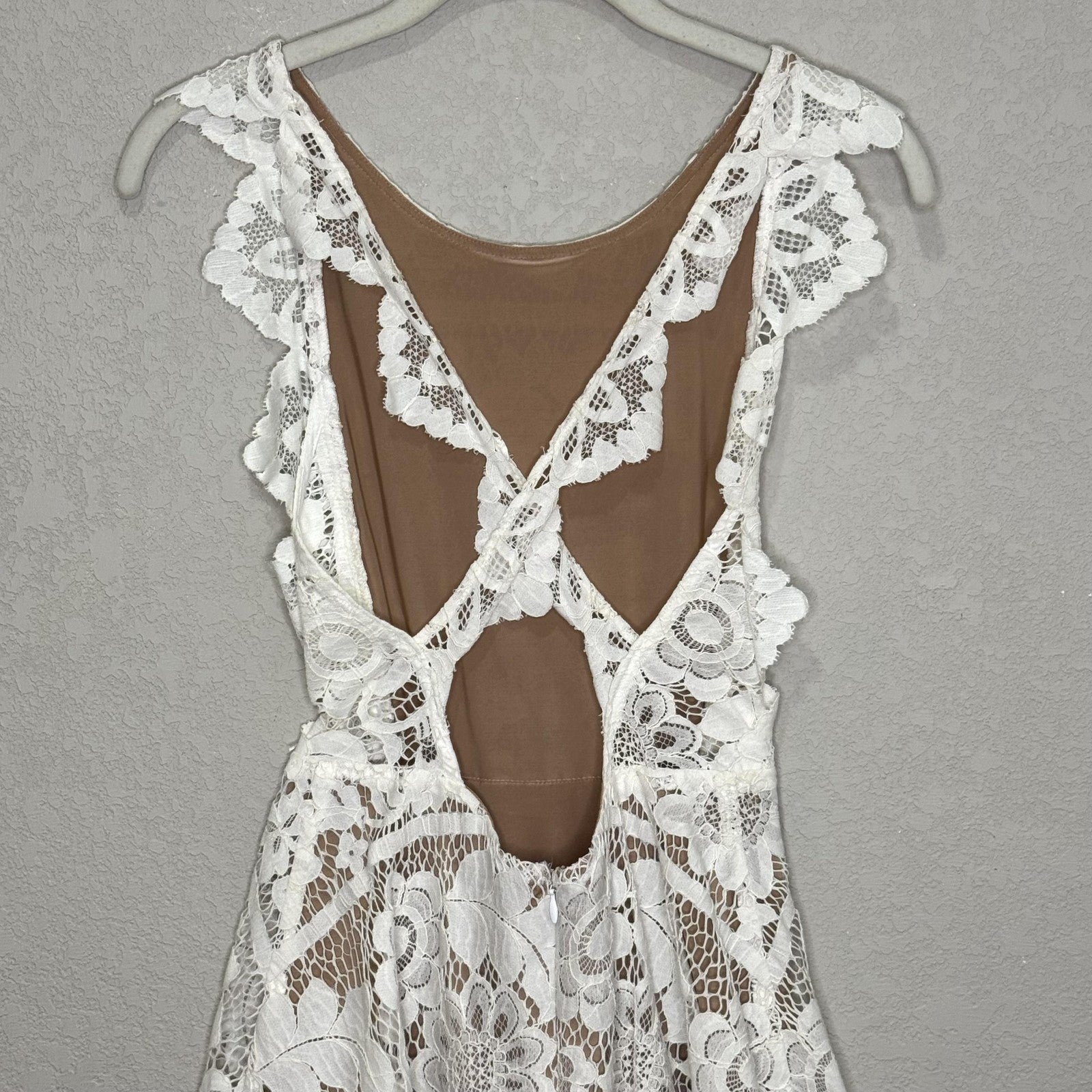 For Love & Lemons Dress Womens XS White Floral Lace Fit & Flare Open Back Mini