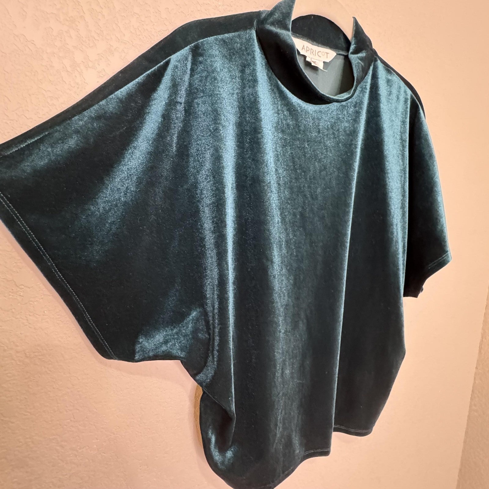 Apricot Shirt Womens 10 Teal Velvet Velour Mock Neck Dolman Short Sleeve