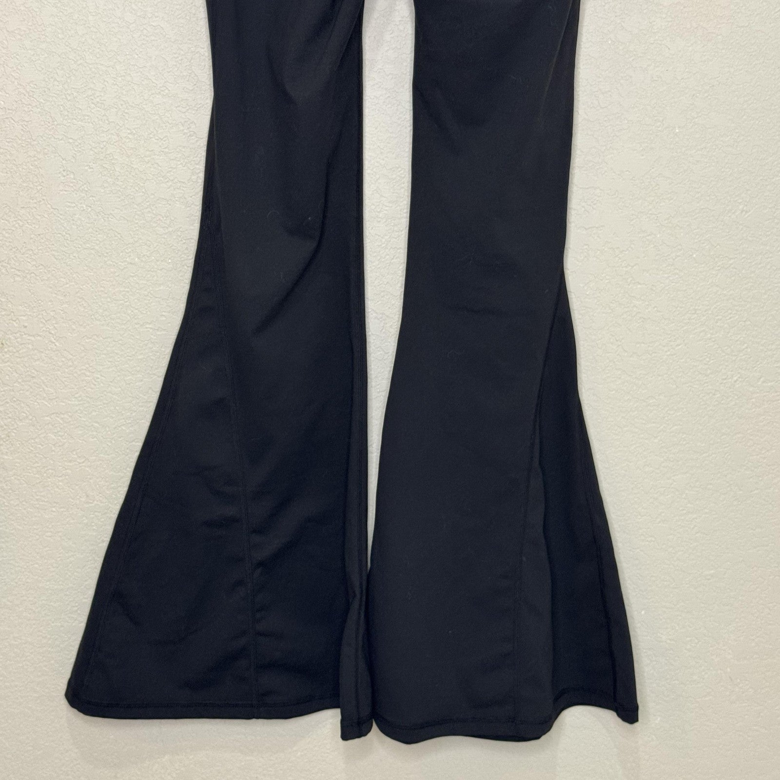 POPFLEX Pants Womens Medium Black Magical Flare Yoga Crossover Waist Pockets