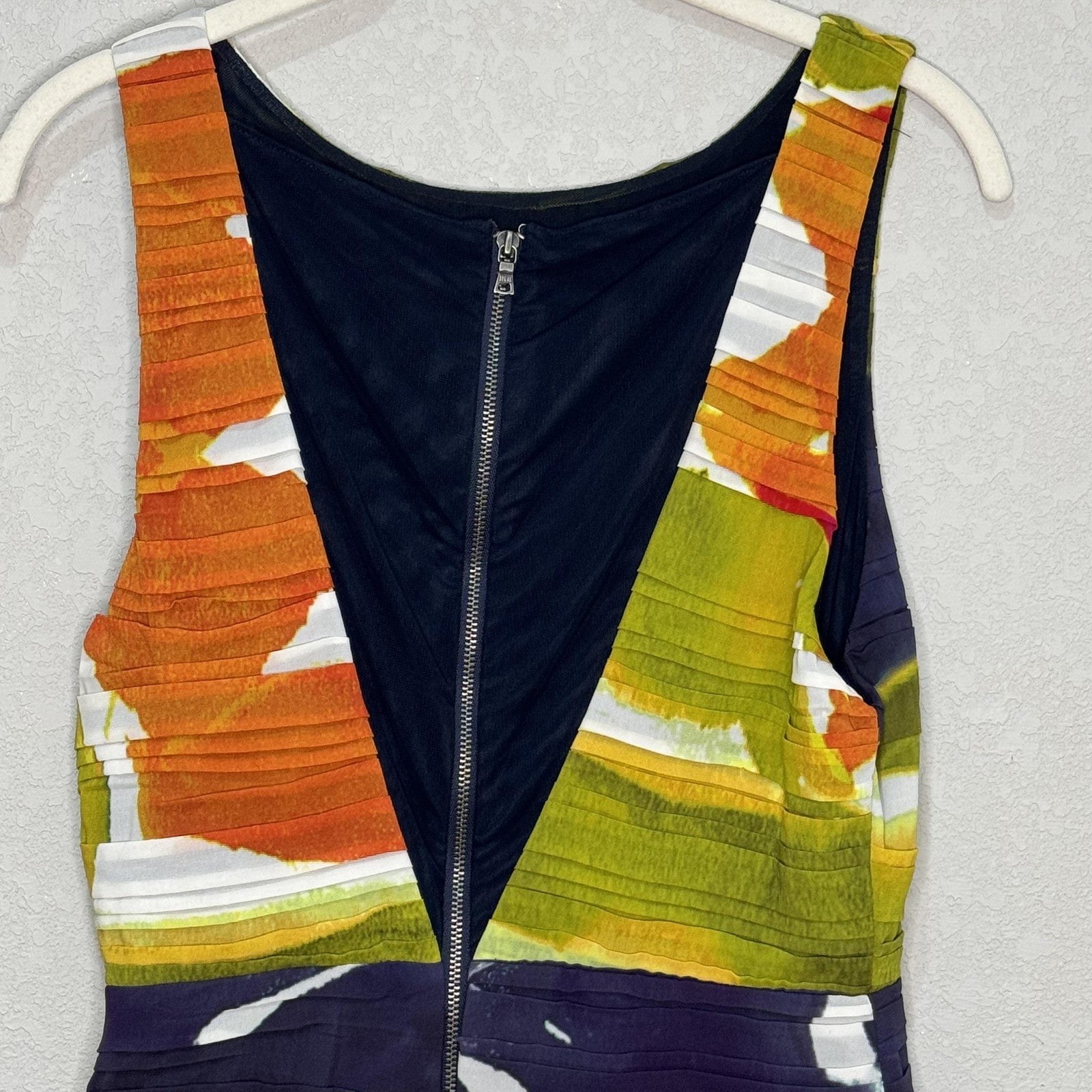 Alice + Olivia Dress Valerie 6 Multicolor Silk Sheath Sleeveless Fitted V Back