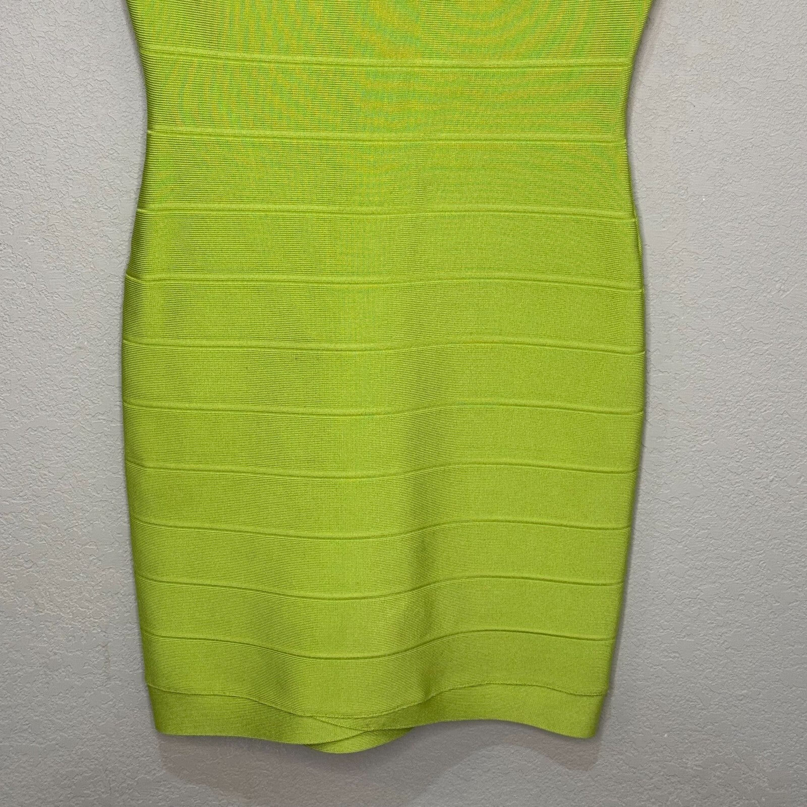 Herve Ledger Bandage Dress Size Large Lauren Lime Green $880