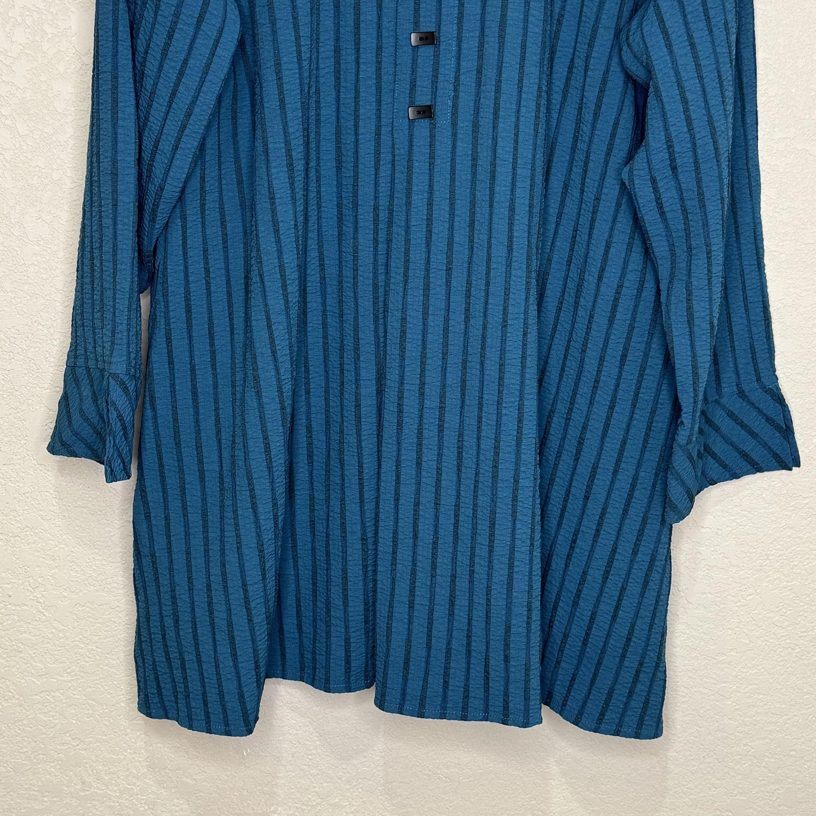 Habitat Shirt Womens Small Blue Striped Button Front Tunic High Low Artsy