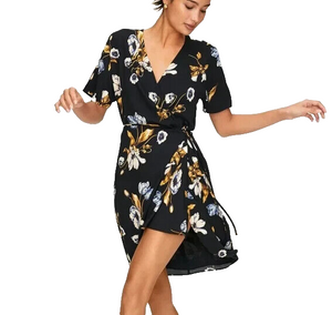 Aritzia Babaton Wallace Black Floral Wrap Dress Size Small