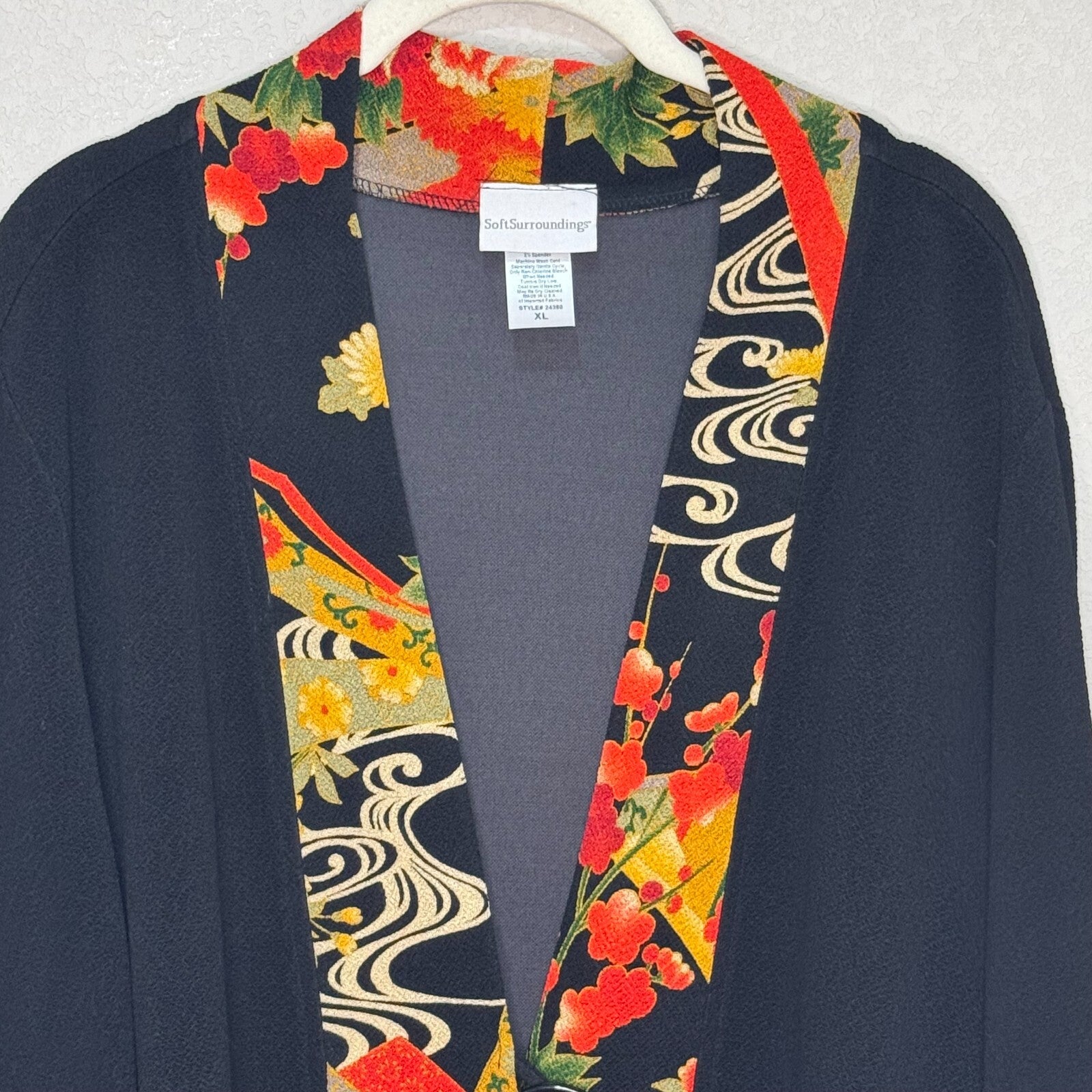Soft Surroundings Black Red Floral Cardigan Topper Size XL Artsy Japanese Button