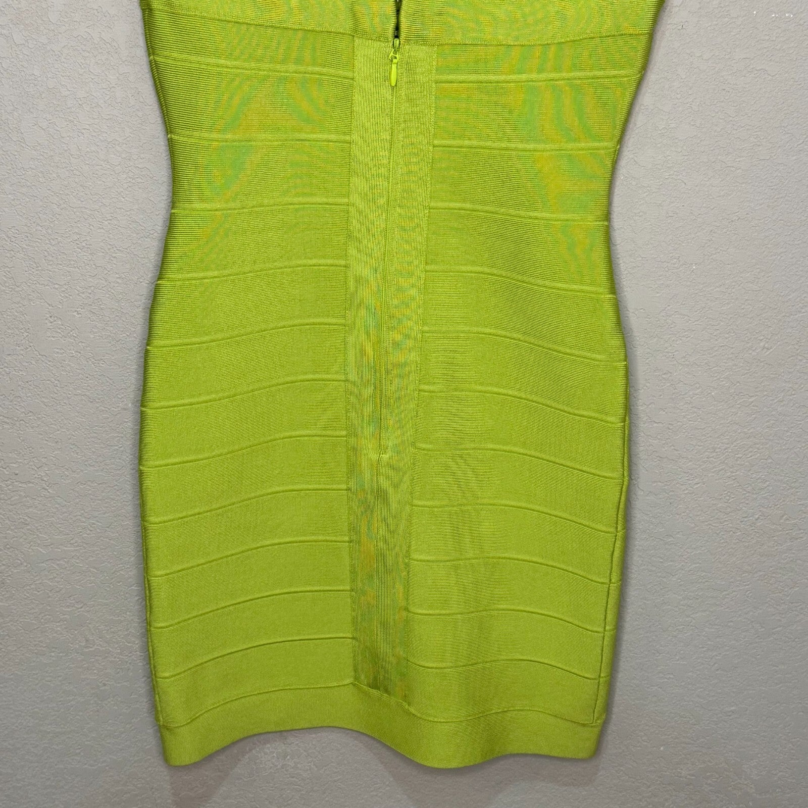 Herve Ledger Bandage Dress Size Large Lauren Lime Green $880