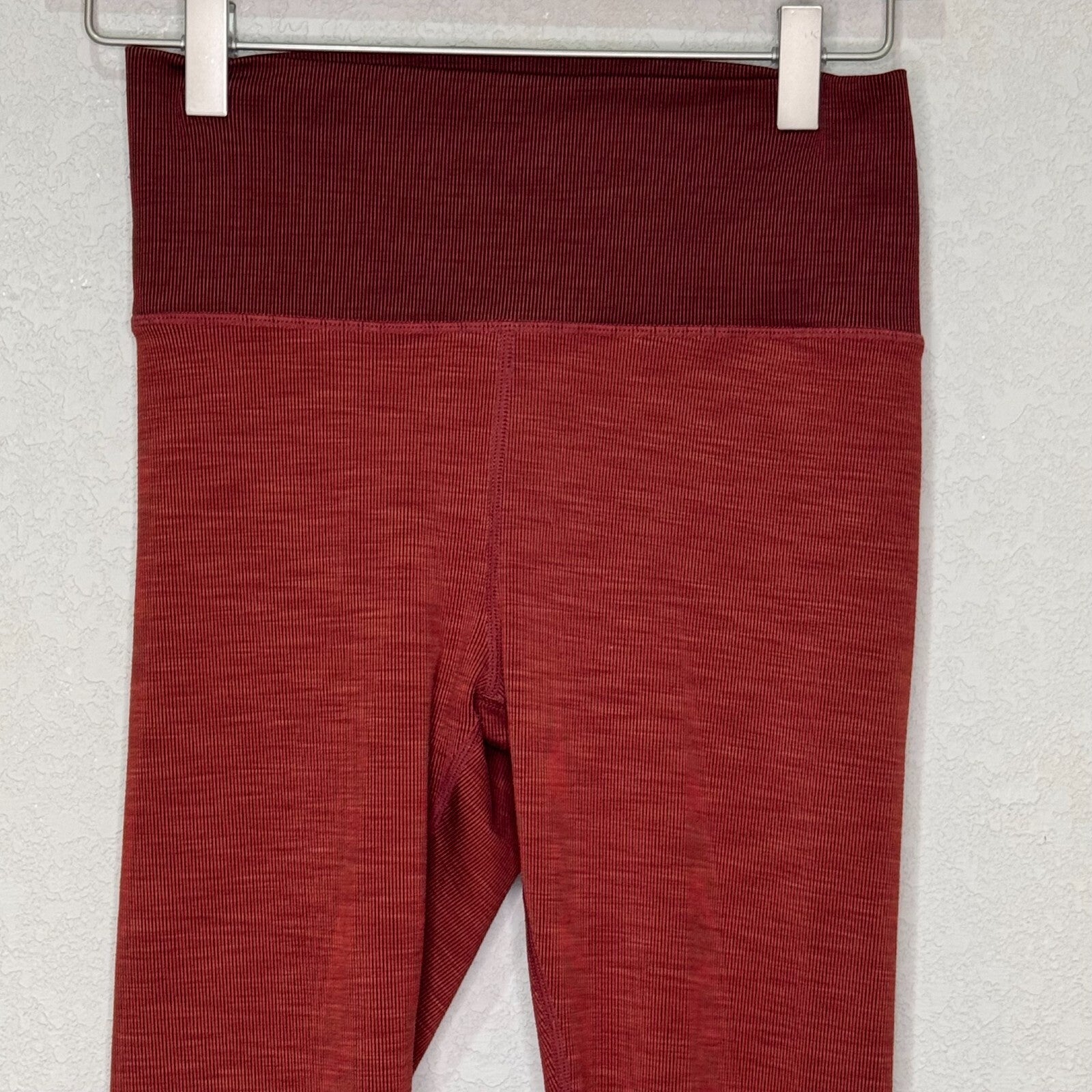VUORI Clean Elevation Leggings Womens Size Small Ribbed Terracotta