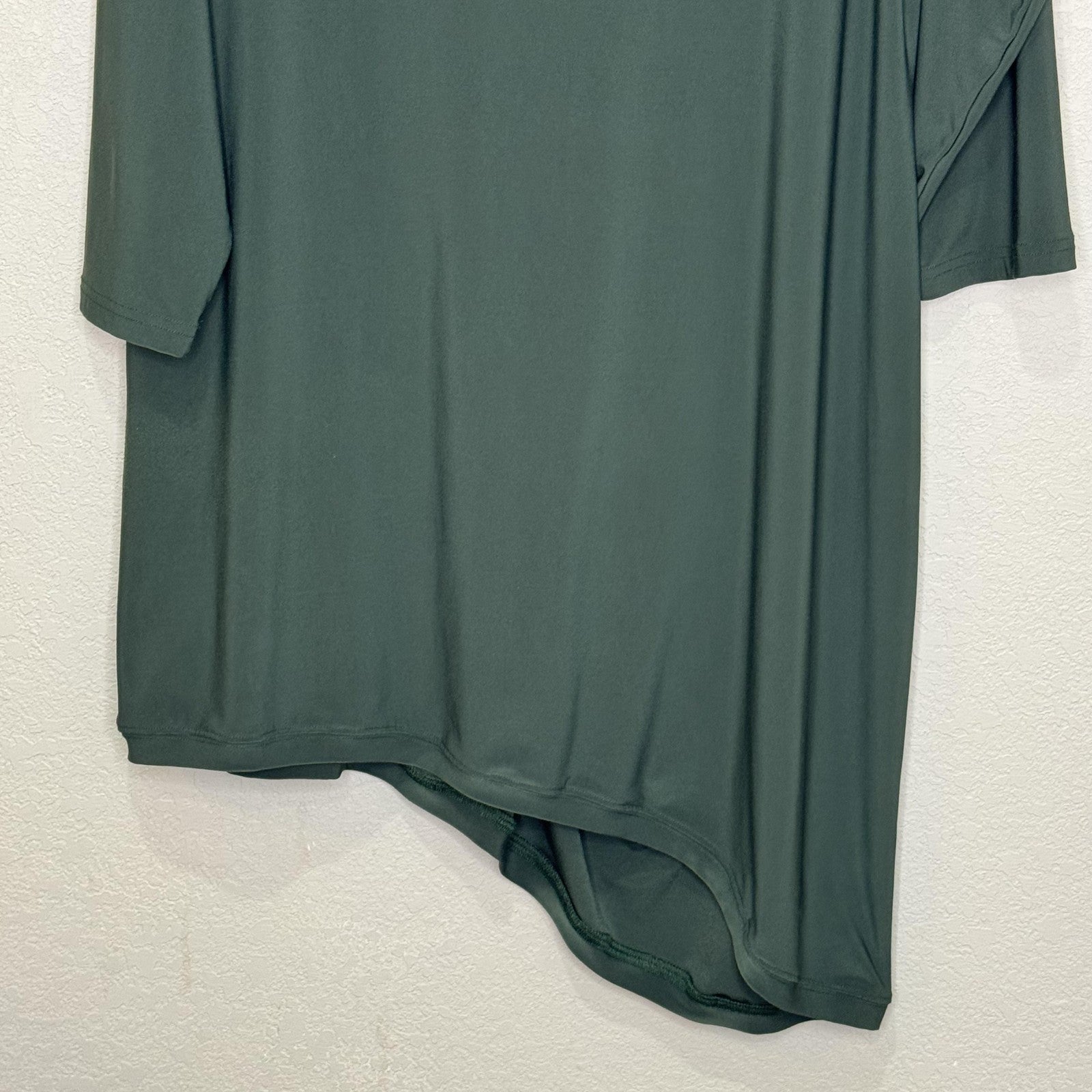Sympli Shirt Womens 10 Green Tunic Asymmetric Hem Draped V-Neck 3/4 Sleeve Knit