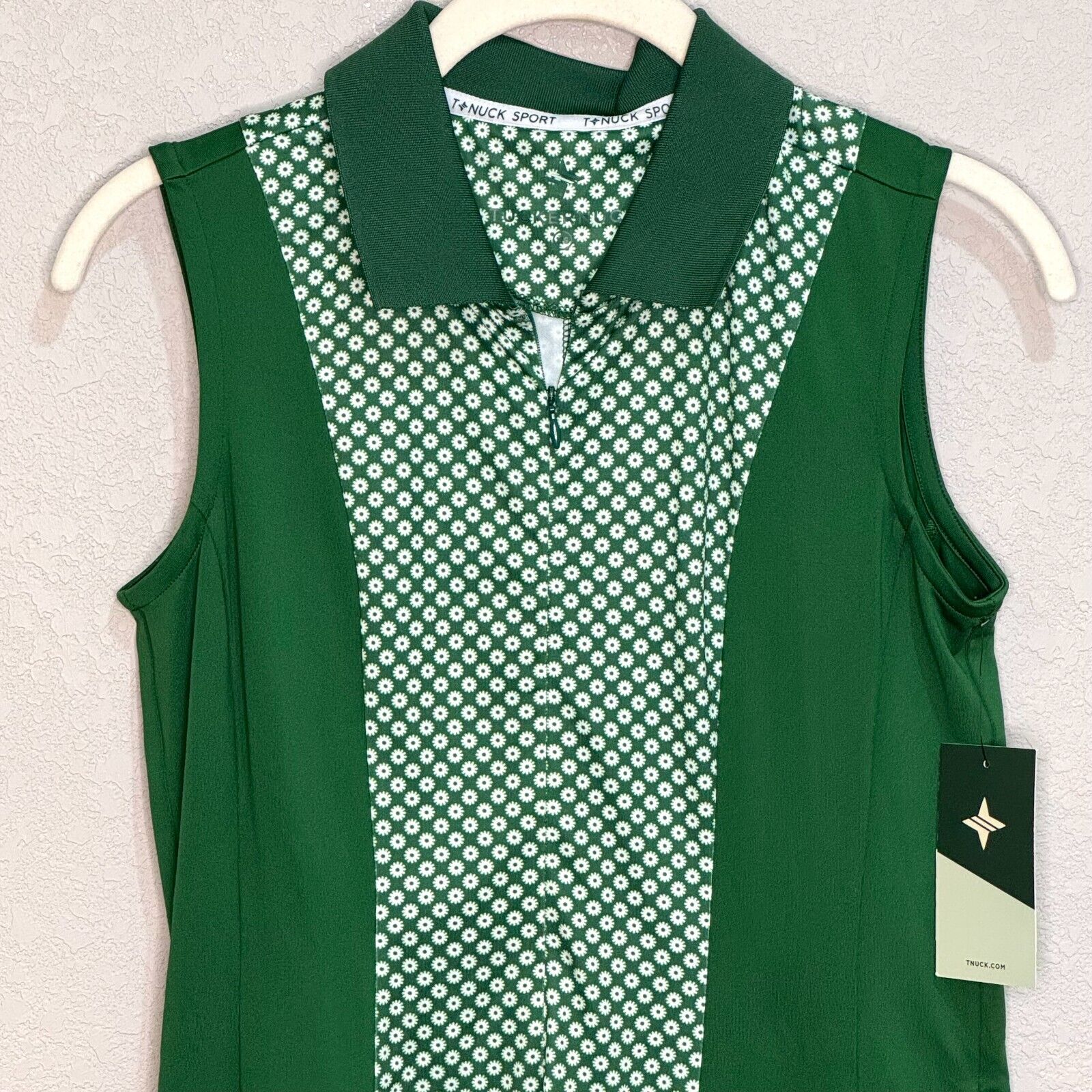 Tuckernuck Sport NEW Green White Ditsy Daisy Roxana Half Zip Golf Dress Size XS