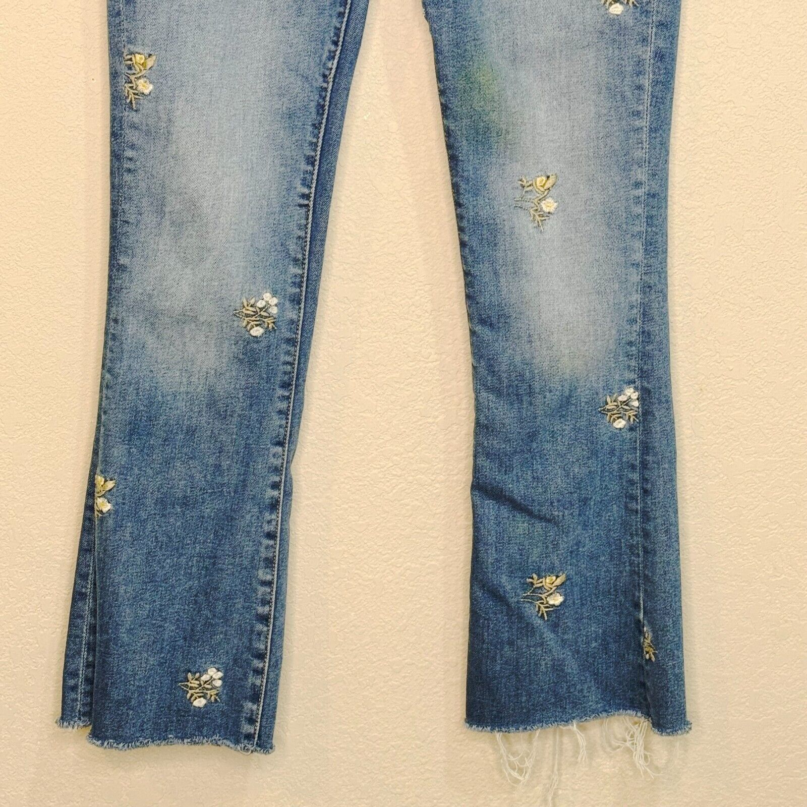 Driftwood Roxy Blue Embroidered Kick Flare Crop Jeans Size 25