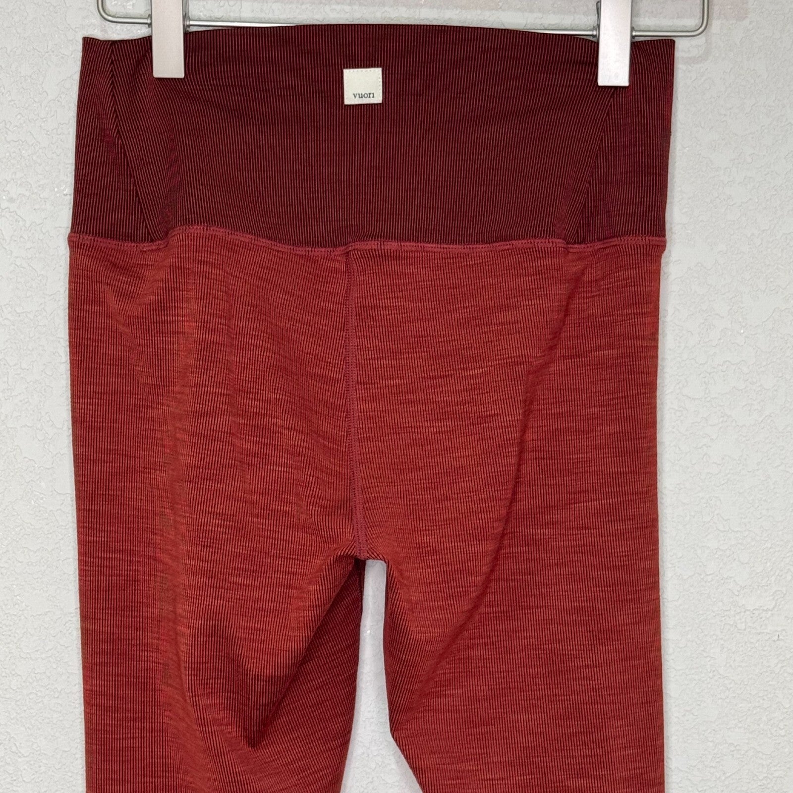 VUORI Clean Elevation Leggings Womens Size Small Ribbed Terracotta