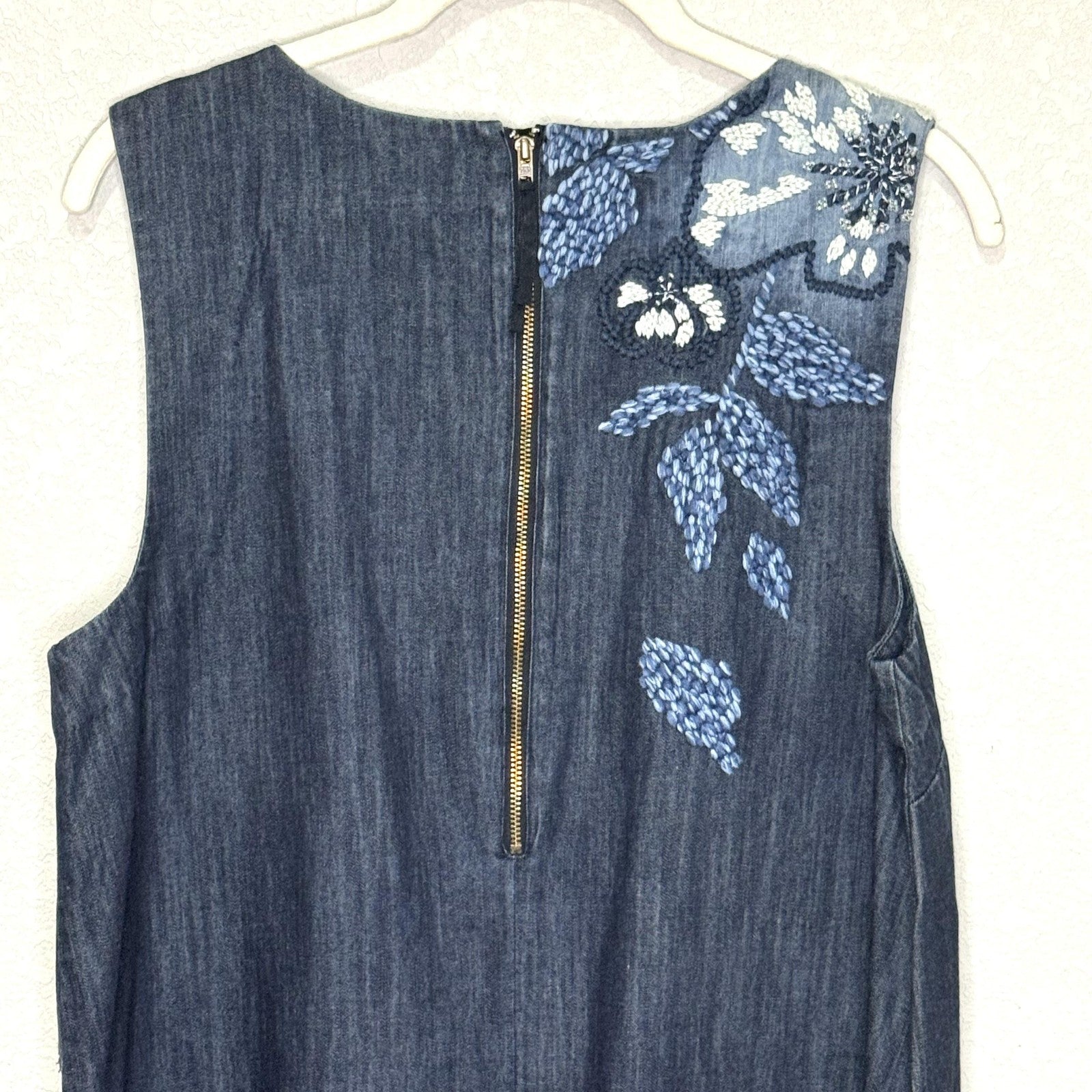Holding Horses Dress Womens 8 Blue Denim Embroidered Floral Shift Anthropologie