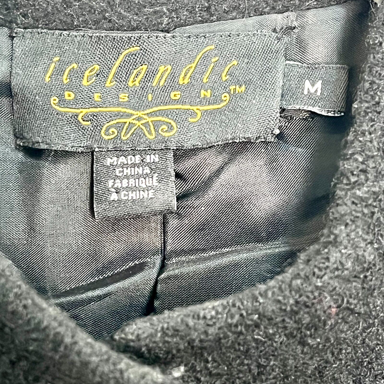 Icelandic Design Black Floral Vest Size Medium