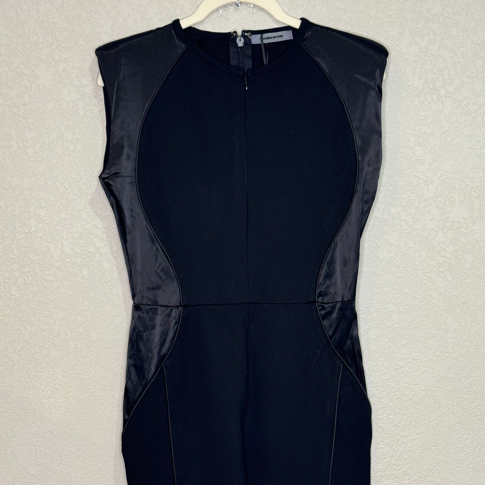 Manier De Voir NEW Black Satin Contour Flared Jumpsuit Size 8