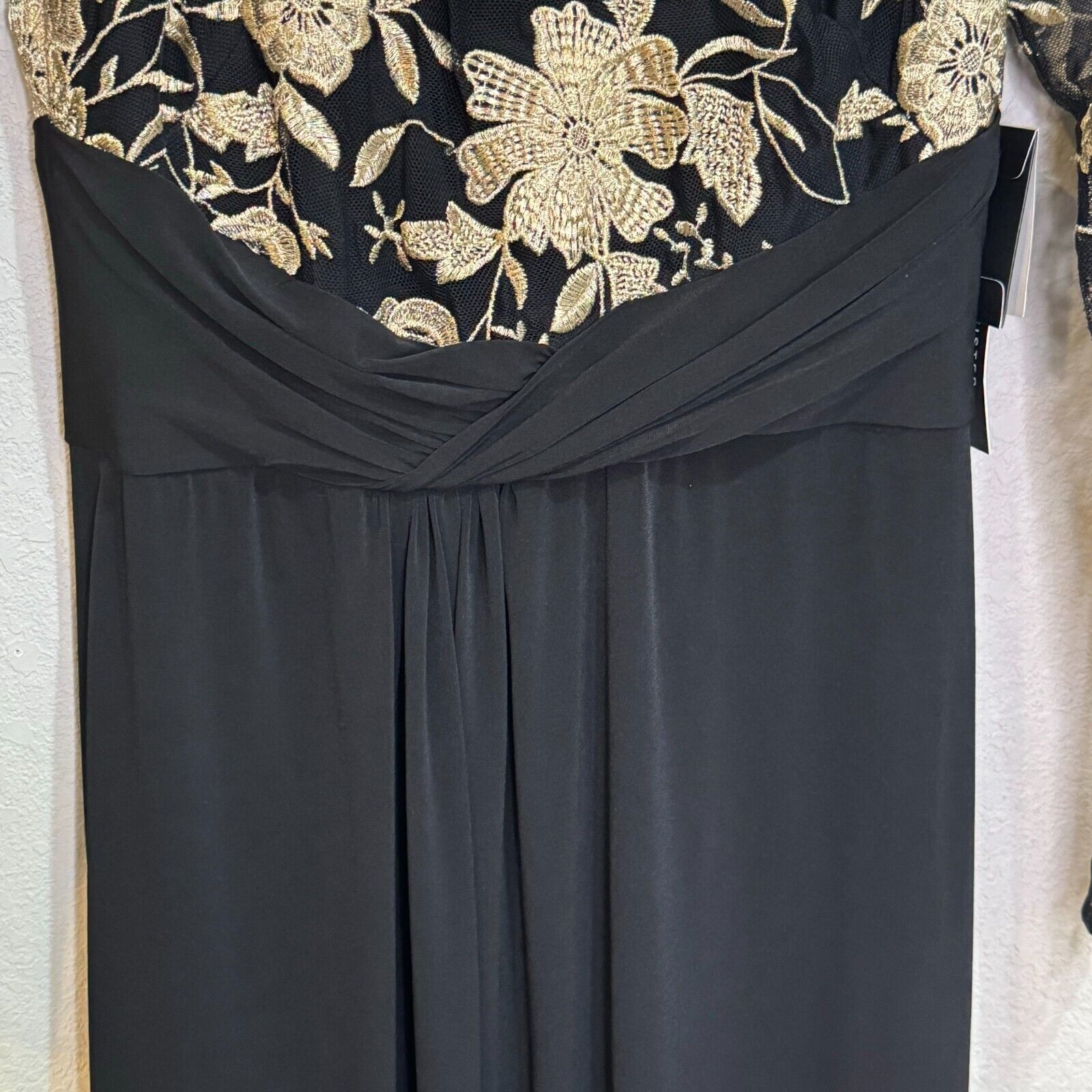 David Meister NWT Black Full Length Gown Gold Lace Illusion Floral Bodice Size 6