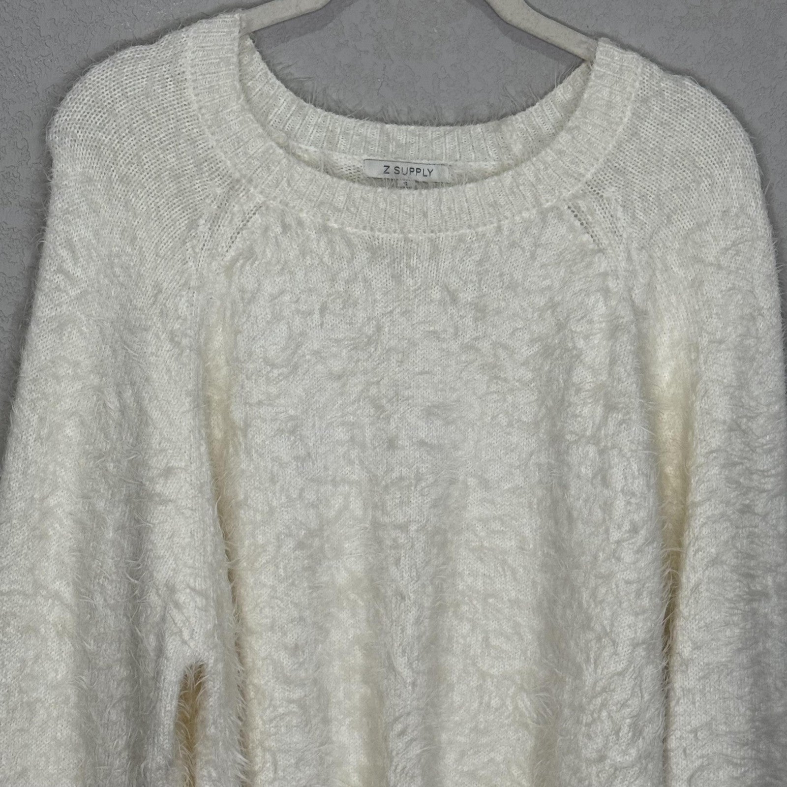 Z Supply Sweater Womens Small White Fuzzy Textured Pullover Crewneck Soft Cozy