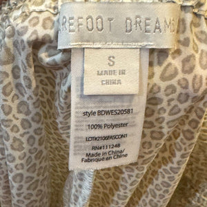 Barefoot Dreams Washed Satin Animal Print PJ Pajama Set Size Small New / Defect