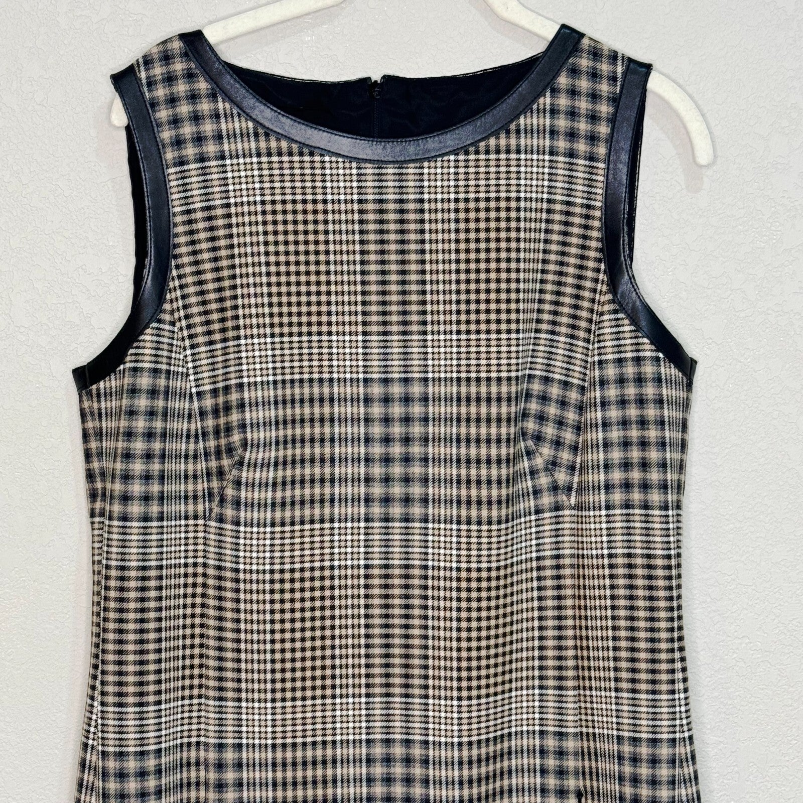 Akris Shift Dress Size Medium Sleeveless Plaid Print  Brown Tan Black