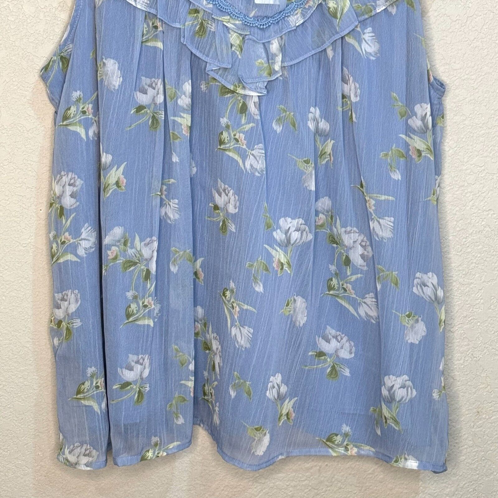 Ranna Gill Blue Floral Ruffle Neck Lavender Fields Blouse Size Large NEW $120