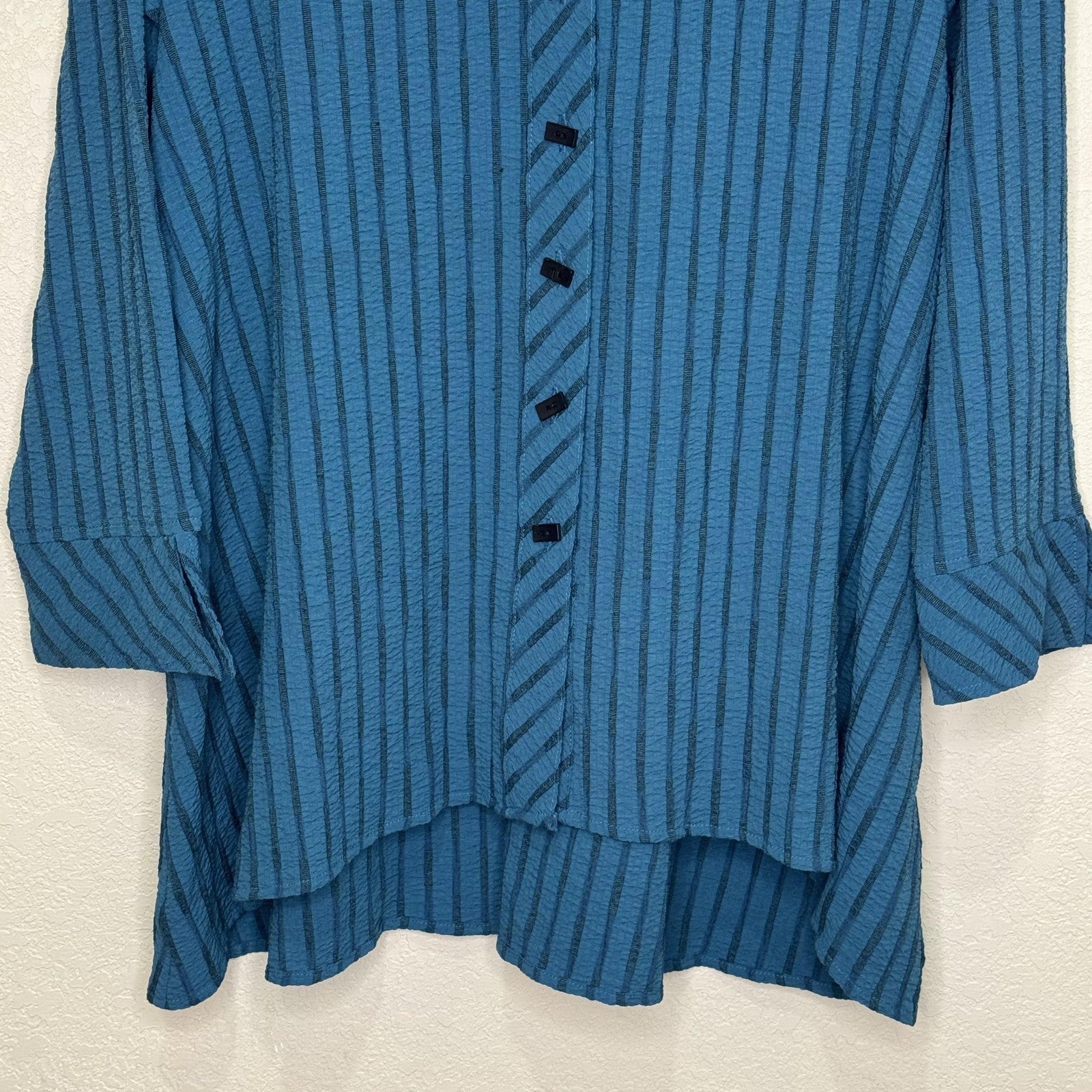 Habitat Shirt Womens Small Blue Striped Button Front Tunic High Low Artsy