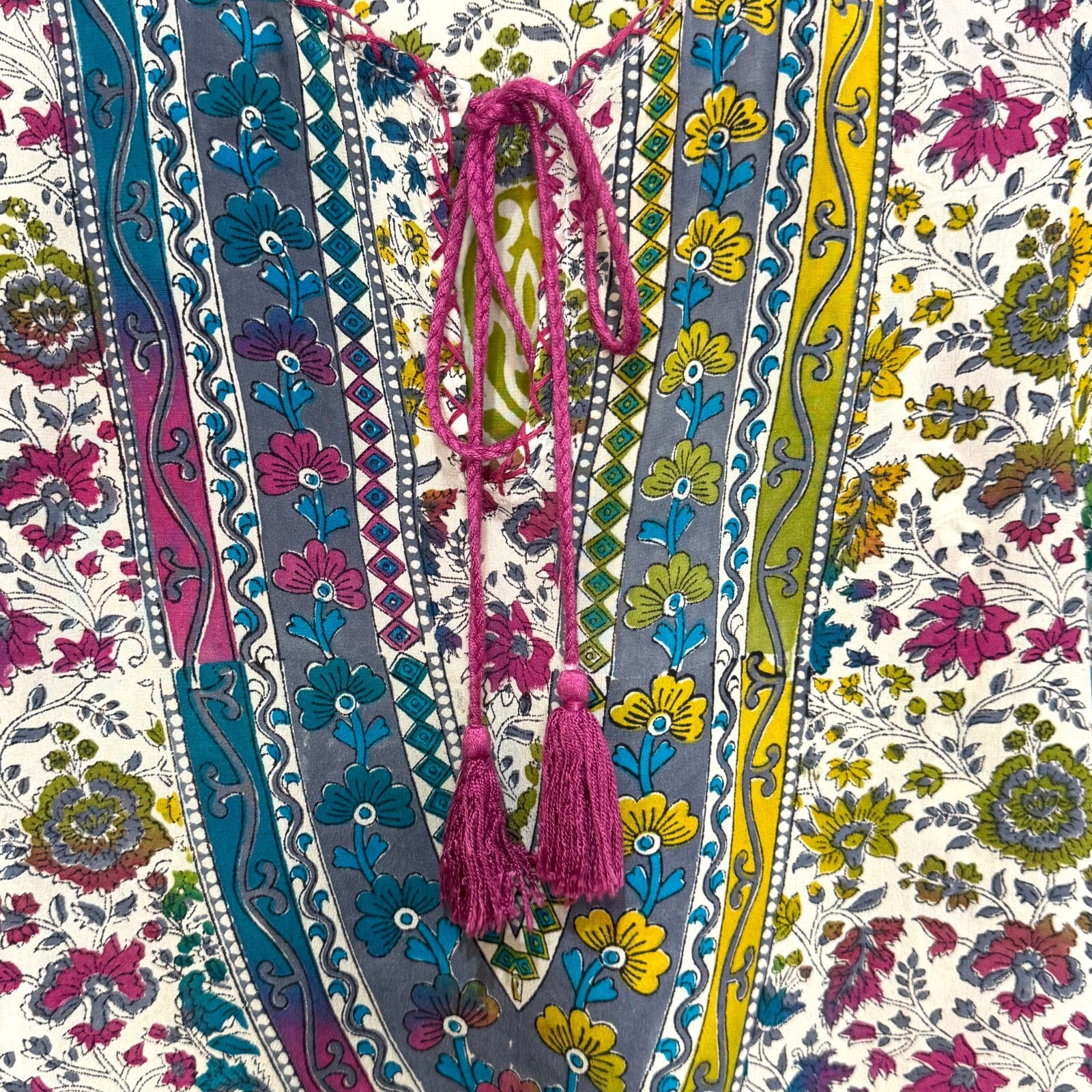 Tolani Silk Printed Madison Dress Tunic Top Size Small Boho Tassels V Neck