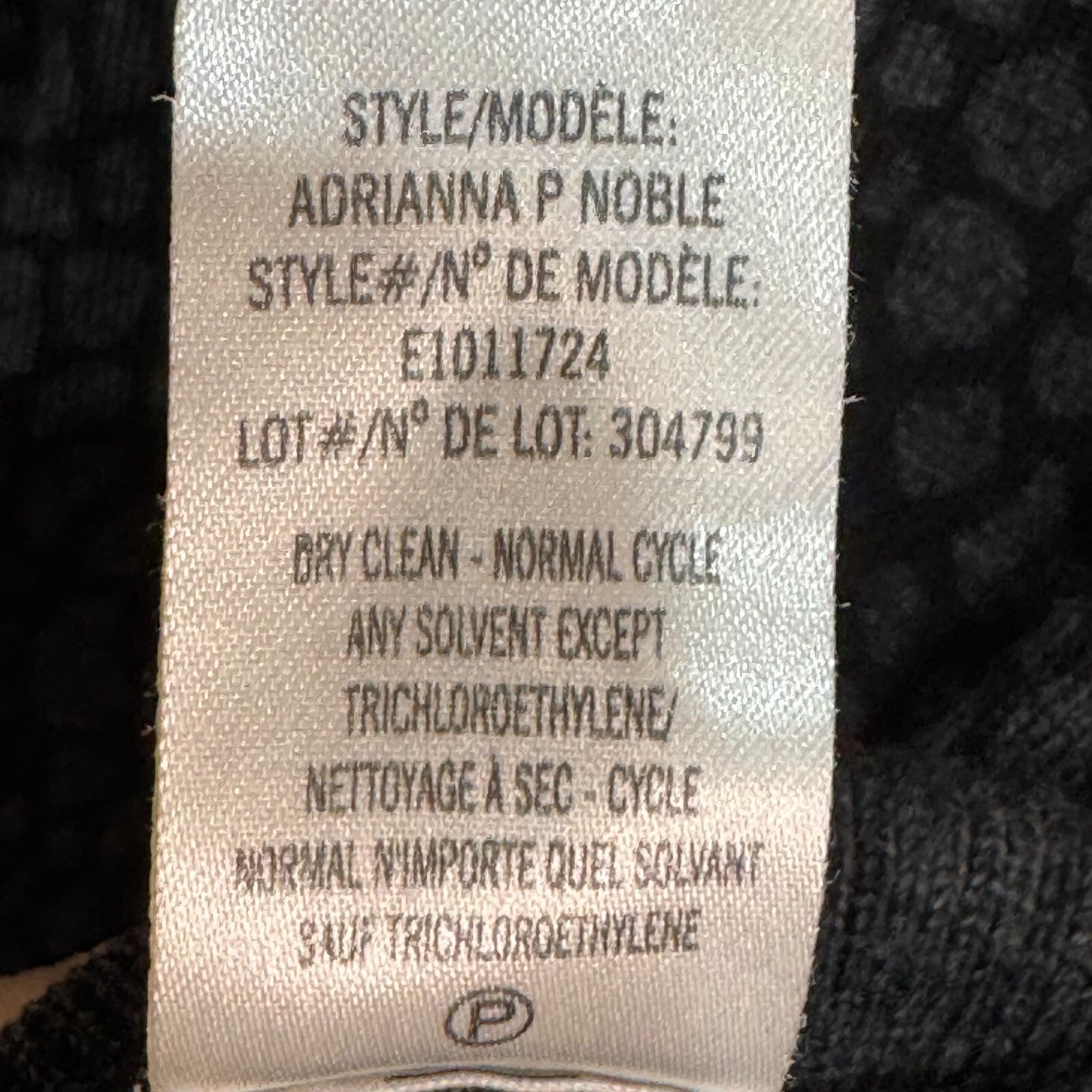 Theory Sweater Size Medium Adrianna V Neck Gray Black Print Wool Blend