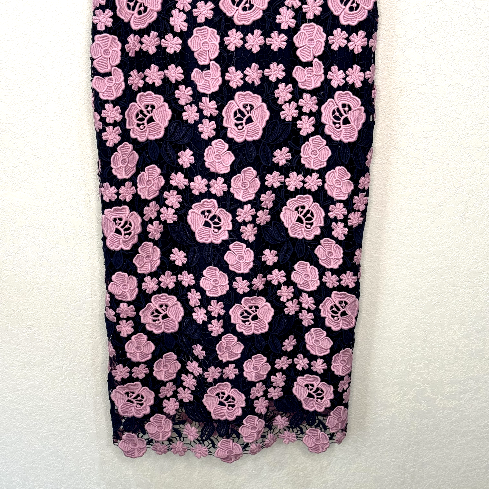 Shoshanna Pink Navy Blue Floral Guipure Lace Midi Sheath Dress Size Small