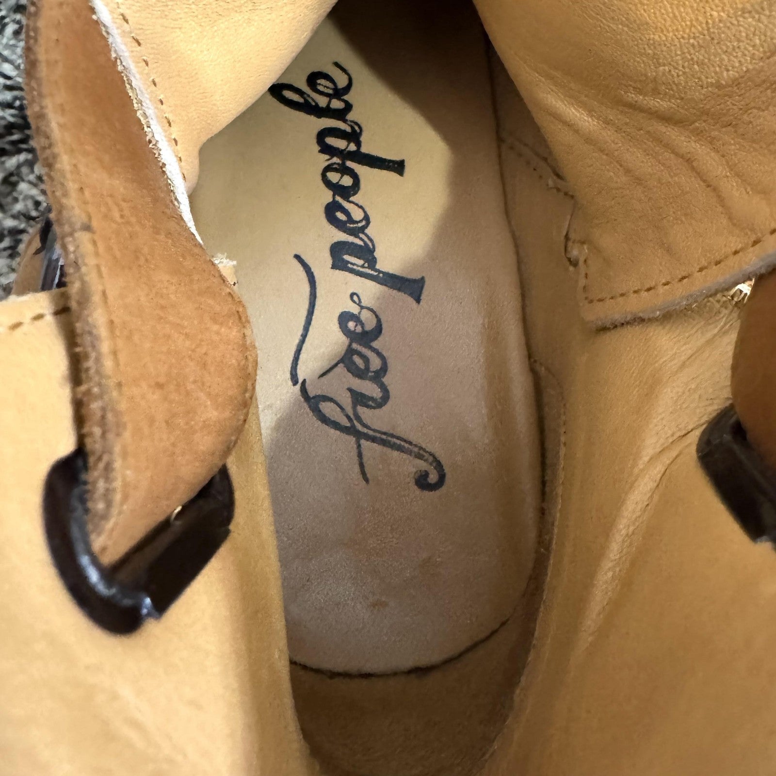 Free People Boots Womens Size 38 Tan Suede Clog Ankle Wrap Wooden Heel 500030907