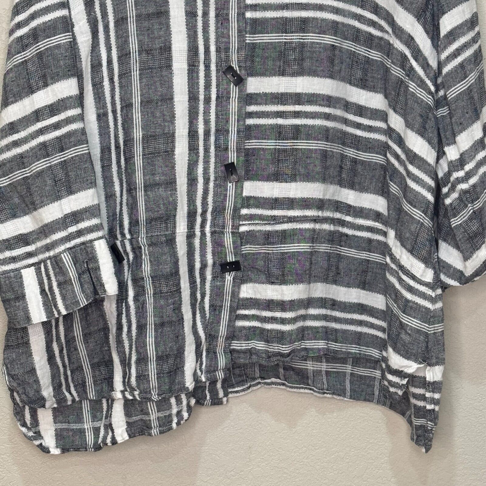 Ali Miles Womens Tunic Top Size 1X Linen Black Grey White Stripes Buttons Artsy