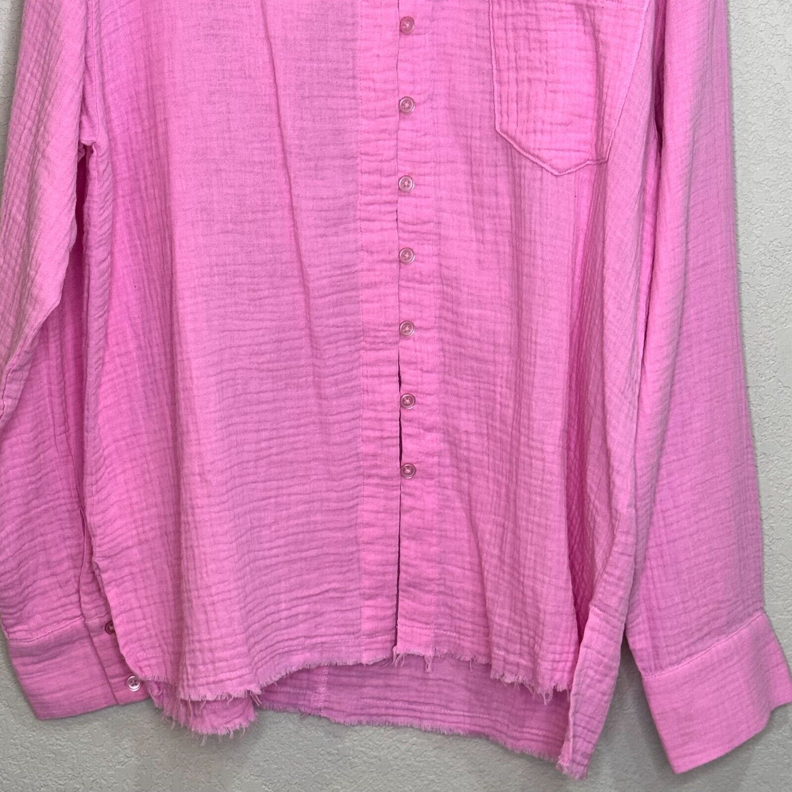 Altar'd State Shirt Top Size Medium NEW Pink Gauze Button Down with Raw Hem