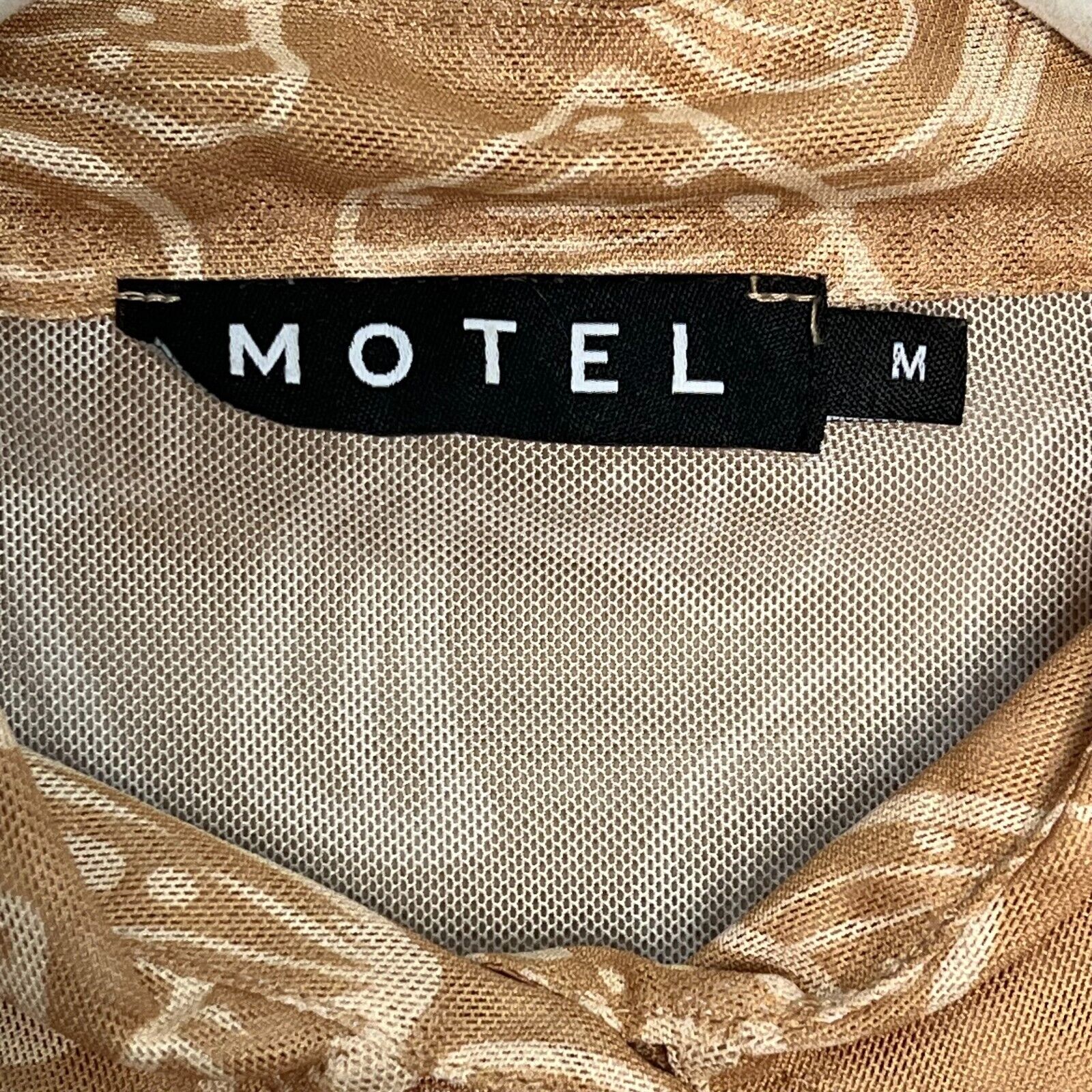 MOTEL Keyla Shirt In Tan Mushroom Size Medium