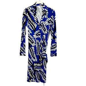 Diane Von Furstenberg DVF Jeanne Two Silk Blue Printed Wrap Dress Size 8