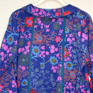 Little Journeys Chicago Shirt Size Small Blue Floral Artsy Button Down Tunic