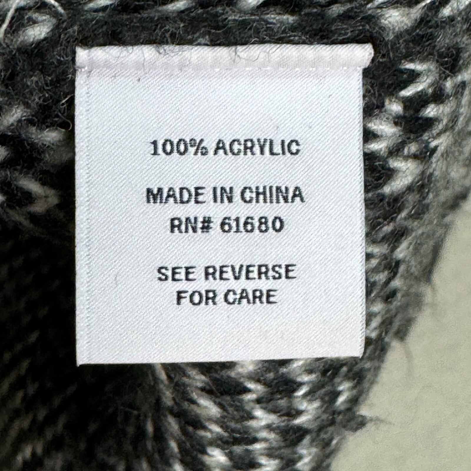 525 America Sweater Size Small Black White V Neck Argyle Soft