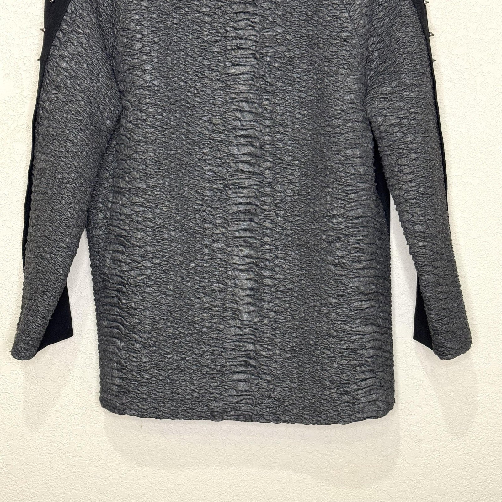 Teri Jon Textured Pullover Top Womens 6 Black Gray Studded Sleeve Dressy Blouse