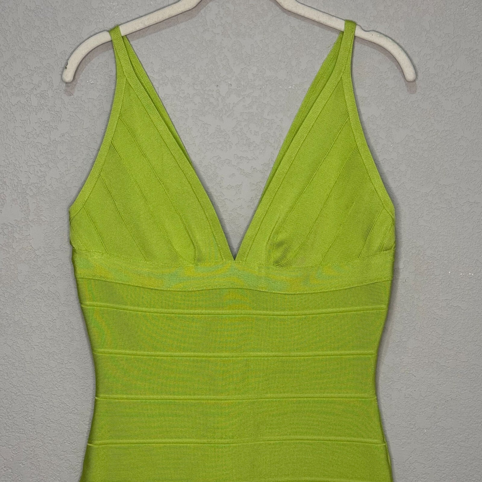 Herve Ledger Bandage Dress Size Large Lauren Lime Green $880