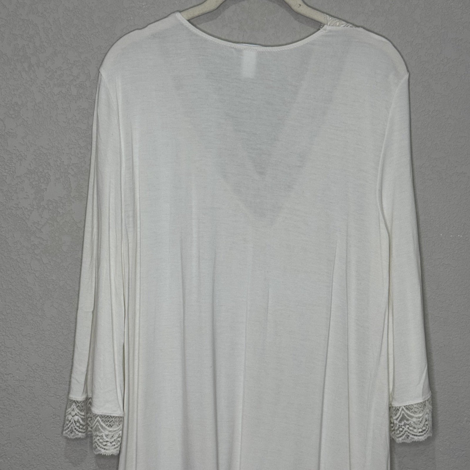 Eberjey Nightgown Womens Small Ivory Lace Trim V Neck 3/4 Sleeve Sleep Shirt