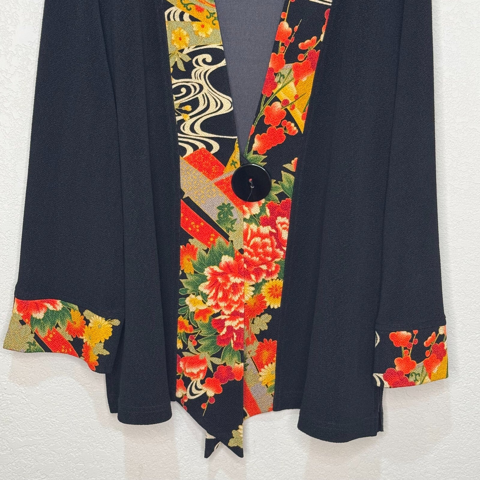 Soft Surroundings Black Red Floral Cardigan Topper Size XL Artsy Japanese Button