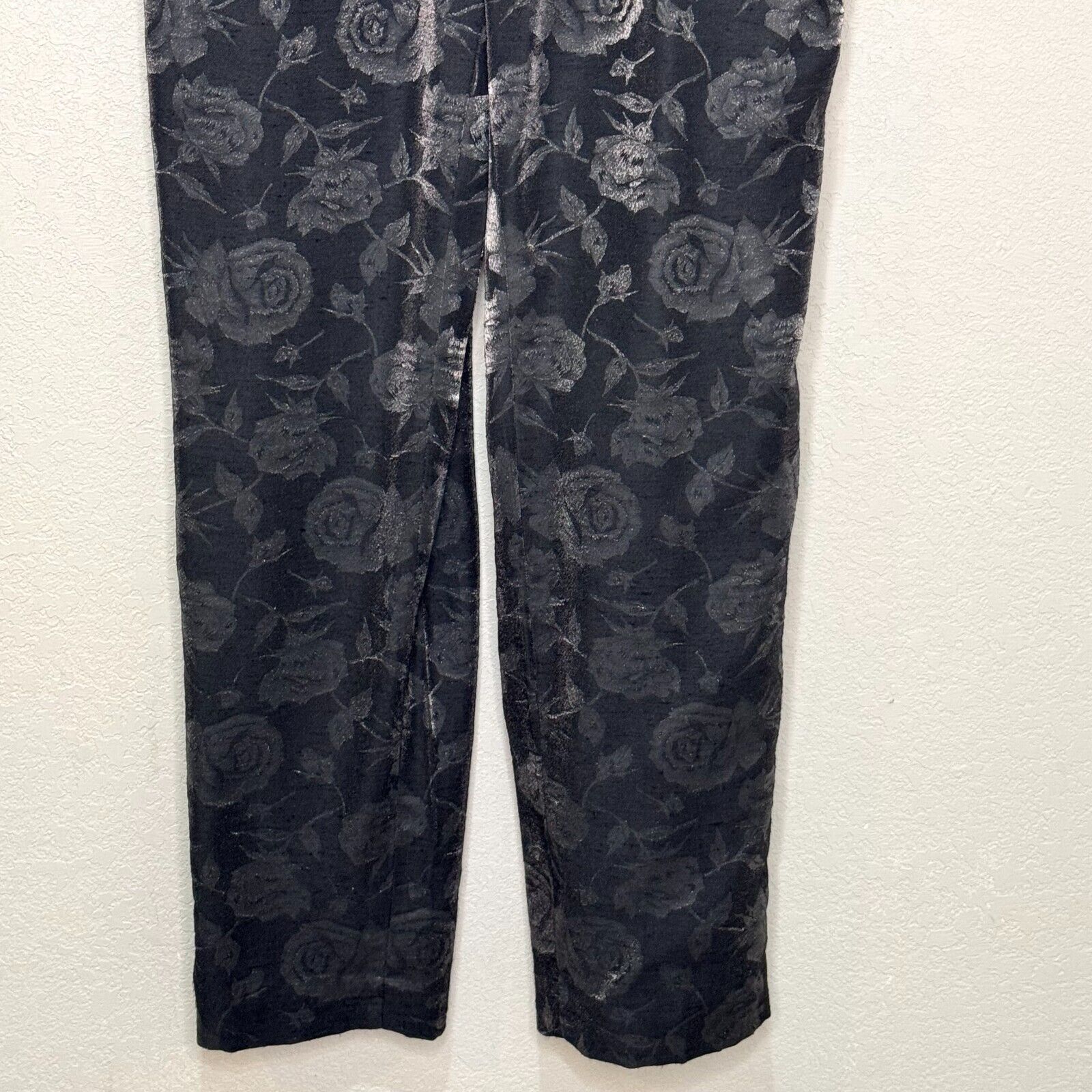 Nicole Miller Black Floral Brocade Jacket and Pant Set Size 8 Vintage Made in US