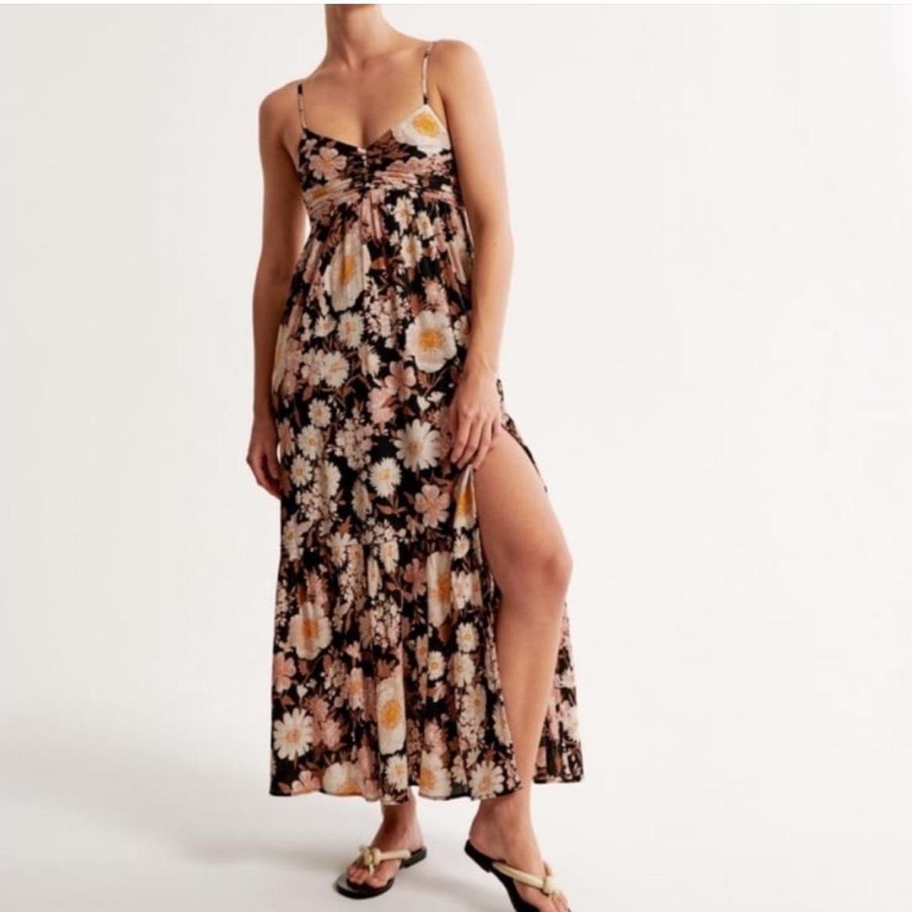 Abercrombie & Fitch Dress | Size Small | Black Floral - Flair - Style