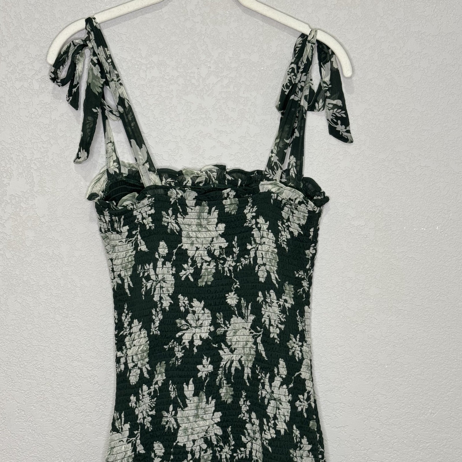 Abercrombie & Fitch Dress Womens Small Green Floral Smocked Ruffle Midi Sundress - Flair - Style