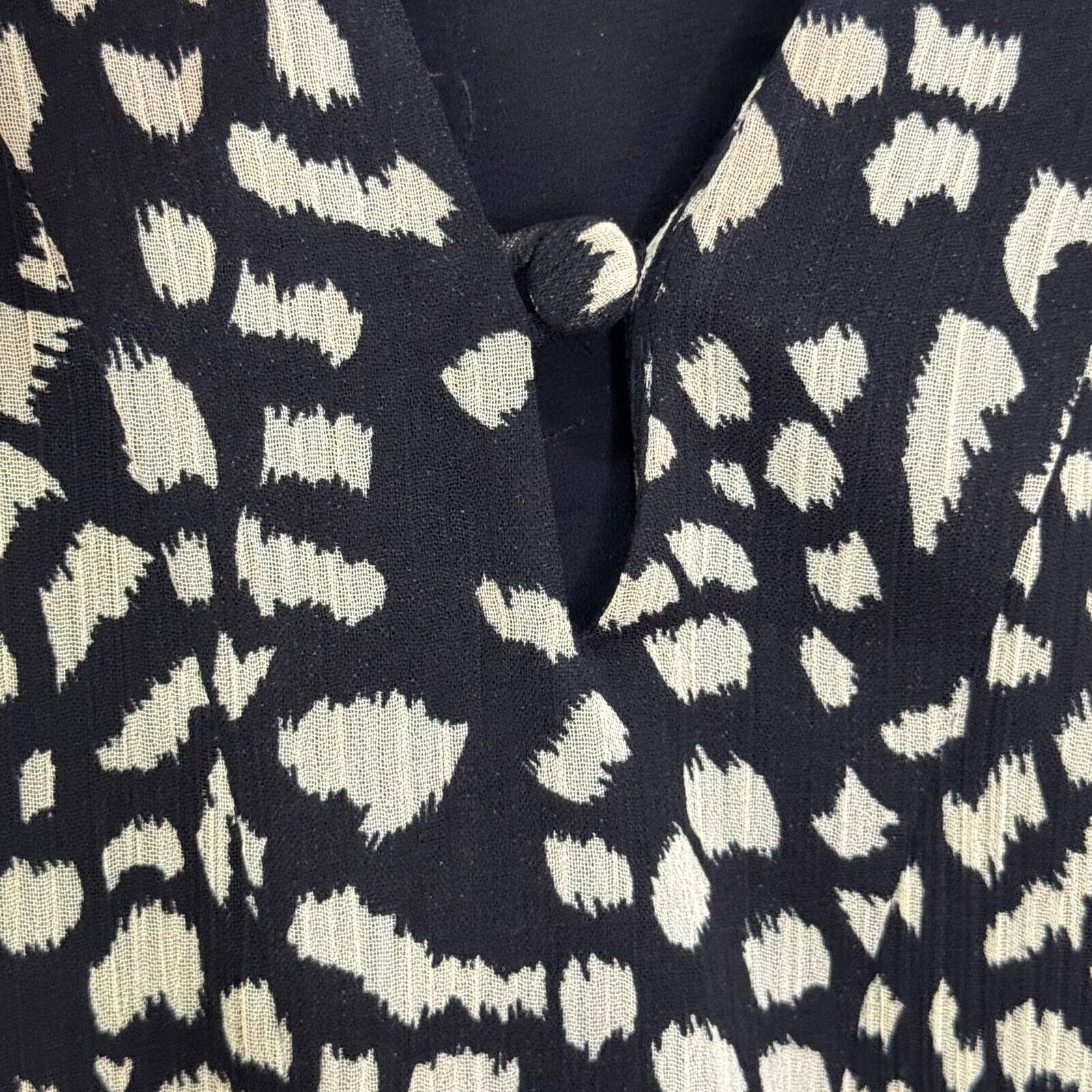 Alexis Malika Printed Georgette Mini Dress Size Medium $495 Animal Tie Neck - Flair - Style